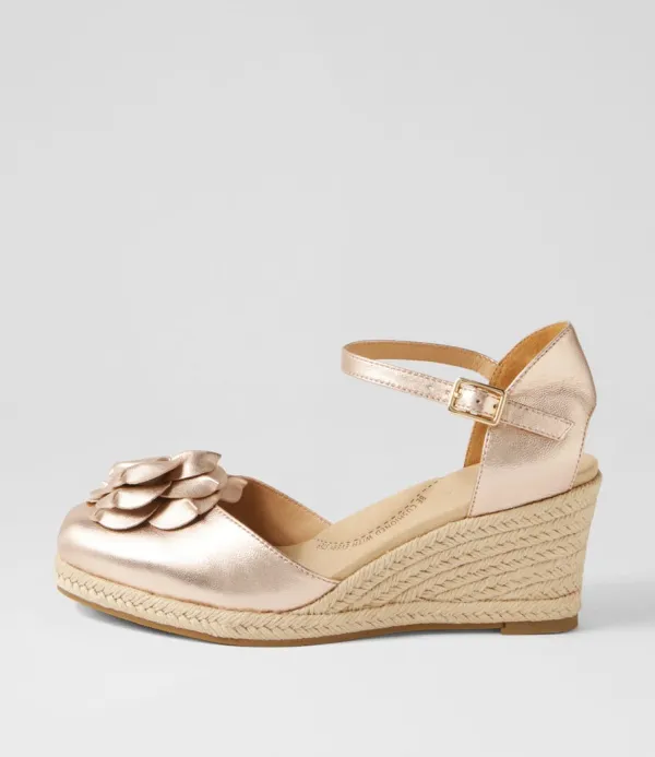 Women ZIERA Adira W Pale Rose Gold Leather Wedges
