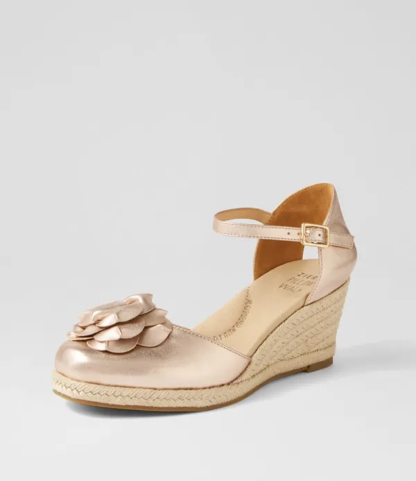 Women ZIERA Adira W Pale Rose Gold Leather Wedges