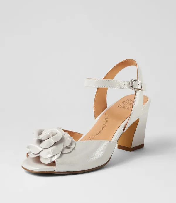 Women ZIERA Aggie W Silver Shimmers Leather Sandals
