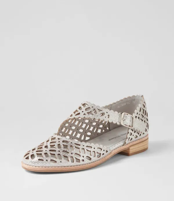 Women DJANGO & JULIETTE Alikam Silver Crackle Leather Flat Shoes