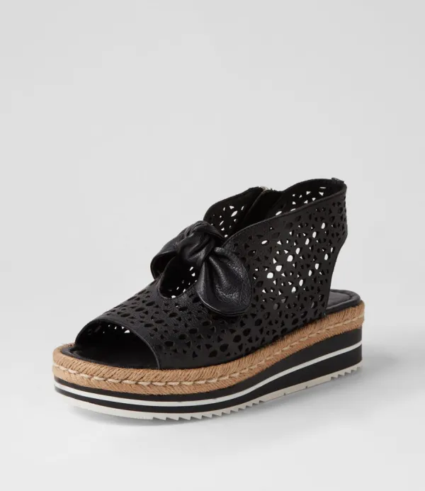 Women DJANGO & JULIETTE Altona Black Leather Sandals