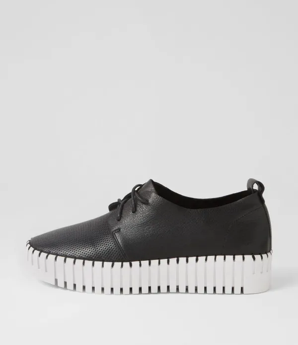 Women DJANGO & JULIETTE Batu Black White Leather Sneakers