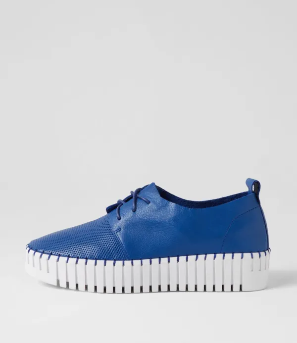 Women DJANGO & JULIETTE Batu Cobalt White Leather Sneakers