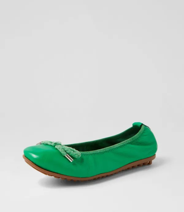 Women DJANGO & JULIETTE Beyond Bright Emerald Leather Ballet Flats