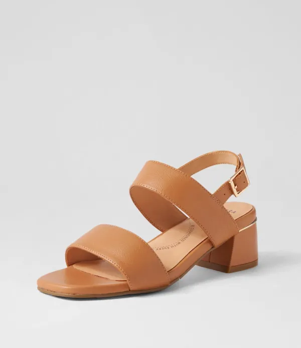 Women ZIERA Caitlan W Tan Leather Sandals