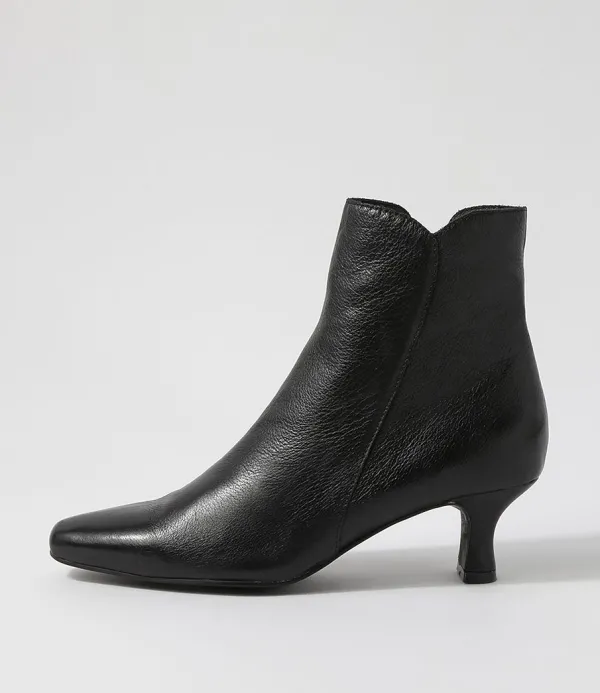 Women DJANGO & JULIETTE Cheza Black Leather Ankle Boots