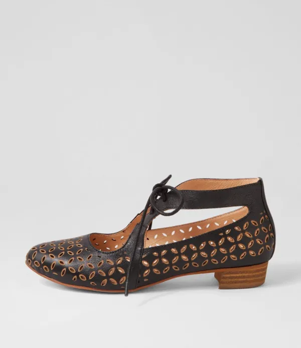 Women DJANGO & JULIETTE Eldon Black Tan Leather Lace Up Flats