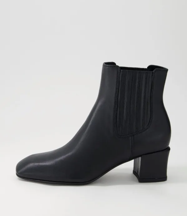 Women TOP END Elsea Black Leather Chelsea Boots