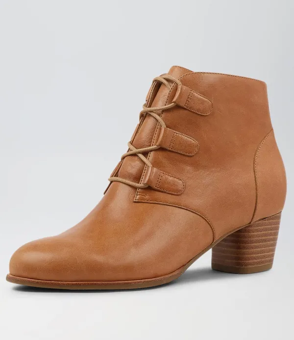 Women ZIERA George W Tan Leather Lace Up Boots