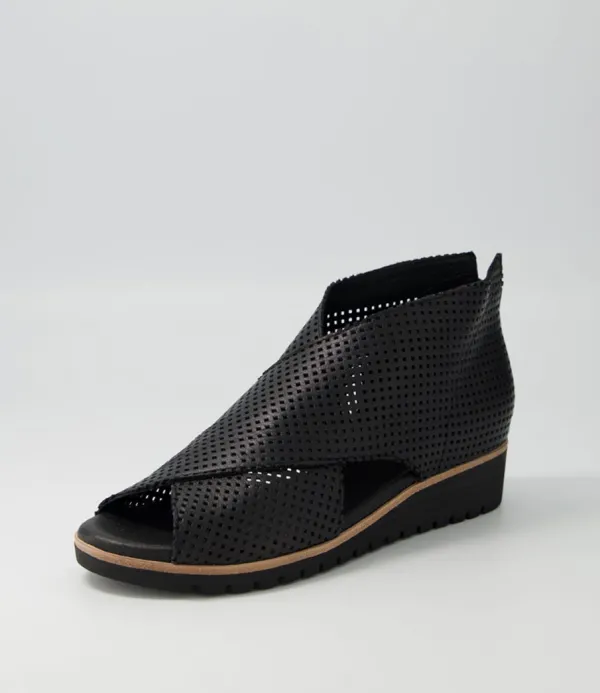 Women TOP END Gwisse Black Leather Sandals Bs