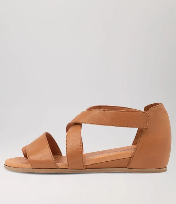 Women DJANGO & JULIETTE Haan Dark Tan Leather Sandals
