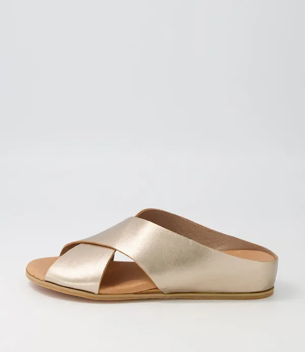 Women DJANGO & JULIETTE Harli Champagne Leather Slides