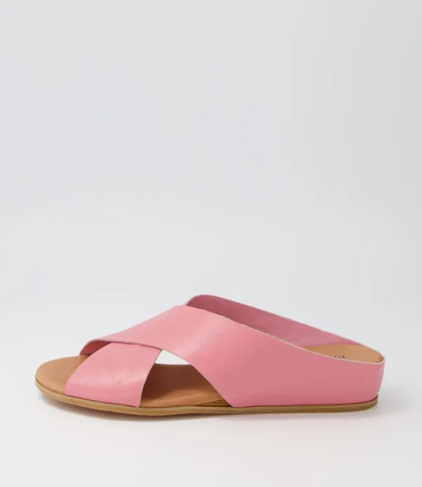 Women DJANGO & JULIETTE Harli Pretty Pink Leather Slides