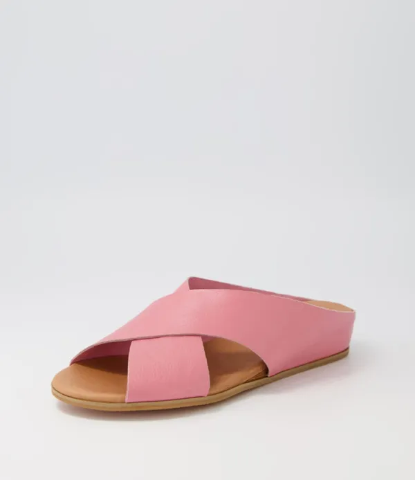 Women DJANGO & JULIETTE Harli Pretty Pink Leather Slides