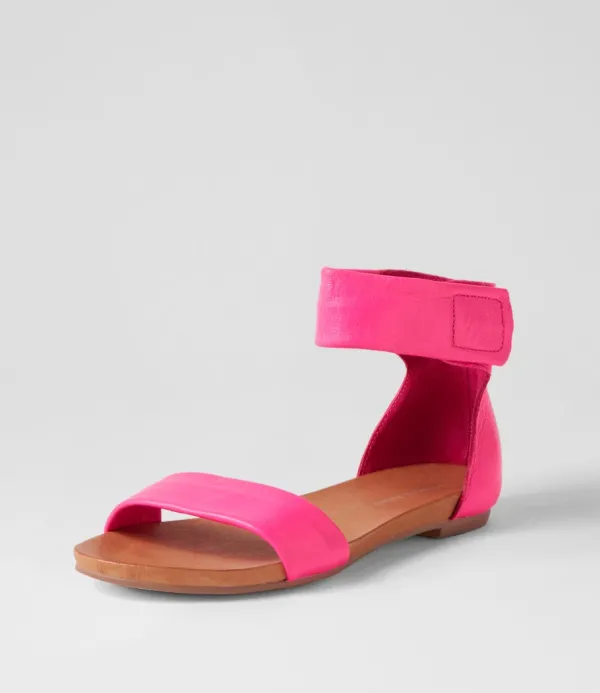 Women DJANGO & JULIETTE Juzz Hot Pink Leather Sandals