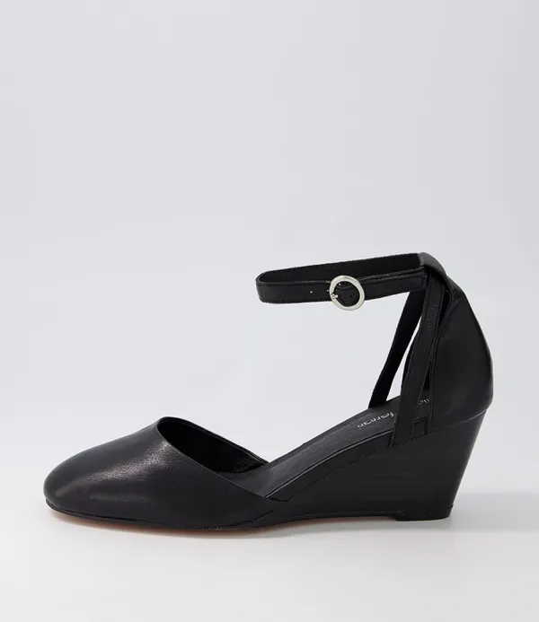 Women DIANA FERRARI Lorelei Black Leather Heels