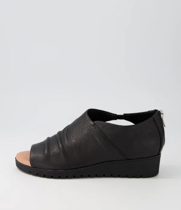 Women DJANGO & JULIETTE Macerio Black Leather Sandals Bs