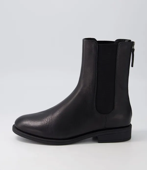 Women DJANGO & JULIETTE Martela Black Leather Chelsea Boots