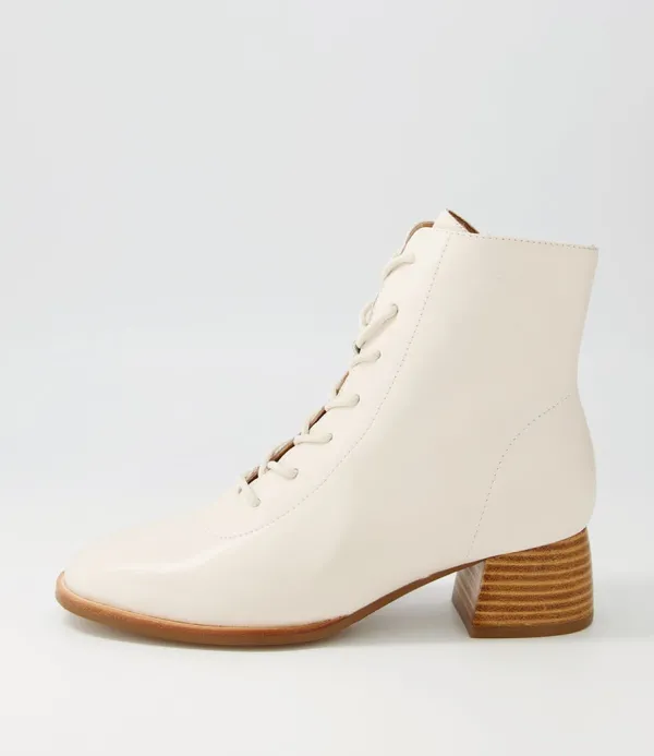 Women DJANGO & JULIETTE Nocal Creamy Leather Lace Up Boots