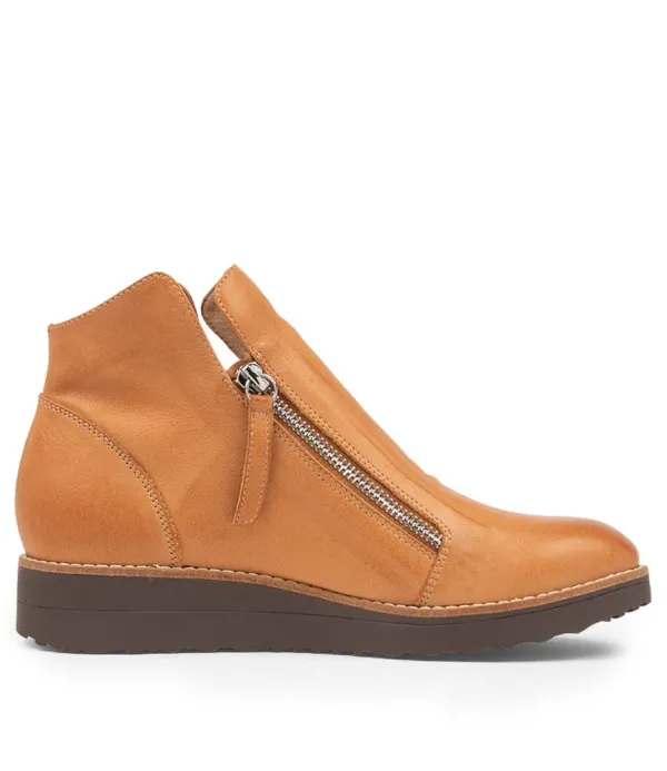 Women TOP END Ohmy Dark Tan Leather Wedge Boots Cs