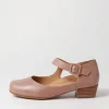 Women ZIERA Qango Xw Cappuccino Leather Flat Shoes