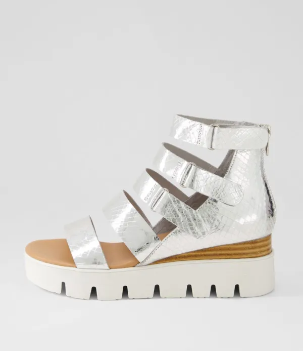 Women DJANGO & JULIETTE Raafe Silver White Mirror Leather Sandals