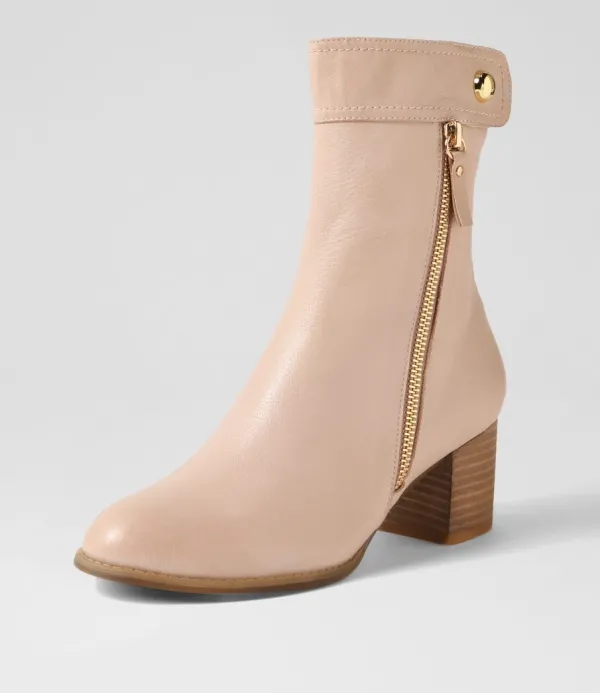 Women DJANGO & JULIETTE Skyy Nude Leather Chelsea Boots