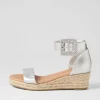 Women DJANGO & JULIETTE Sprout Silver Buckle Leather Sandals