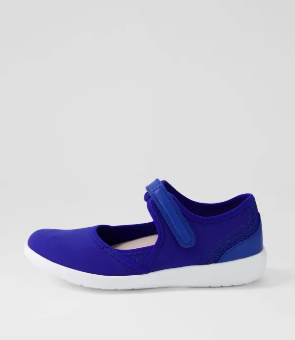 Women ZIERA Ushery Xf Cobalt Neoprene Sneakers