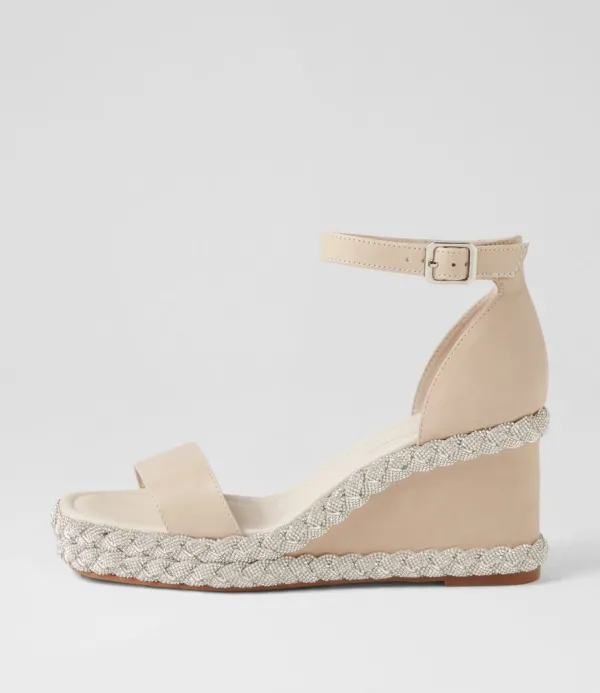 Women DJANGO & JULIETTE Vangie Almond Leather Sandals