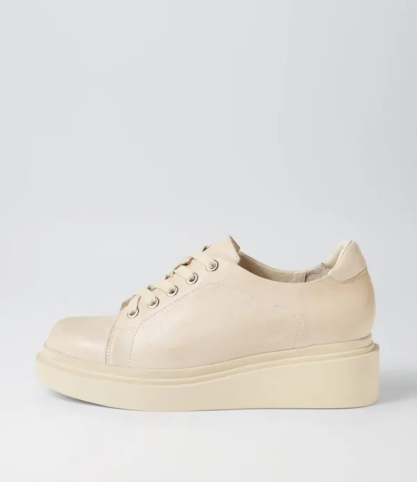 Women TOP END Zilyar Milk Leather Lace Up Flats