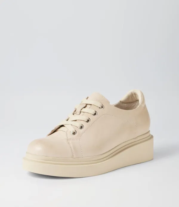Women TOP END Zilyar Milk Leather Lace Up Flats